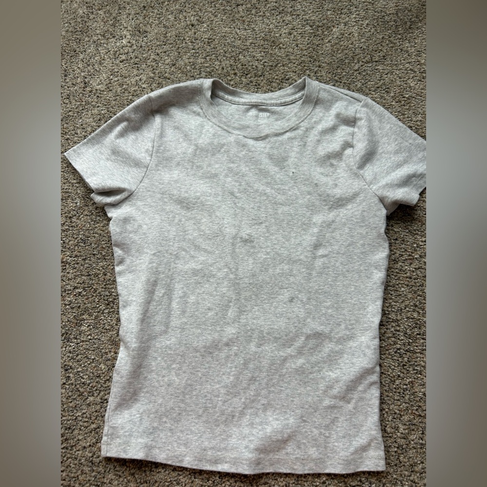 hollister tee
